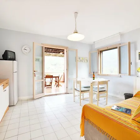 Apartamento Locazione Turistica Mare-2 Nisporto
